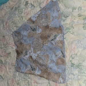 Old navy size 10 polyester blue and brown skirt